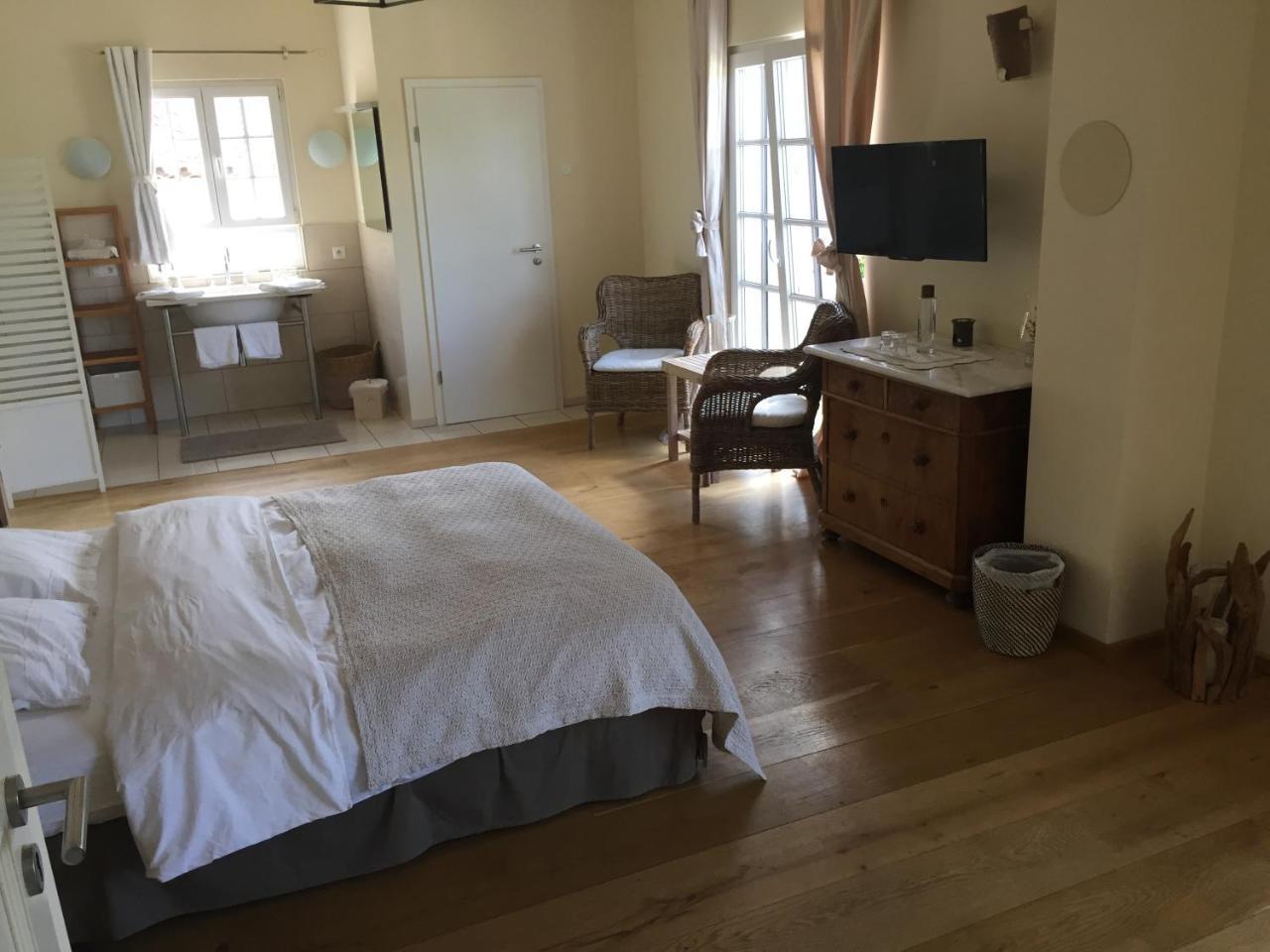 Superior Double Room Balcony Pool View 4 36 sqm
